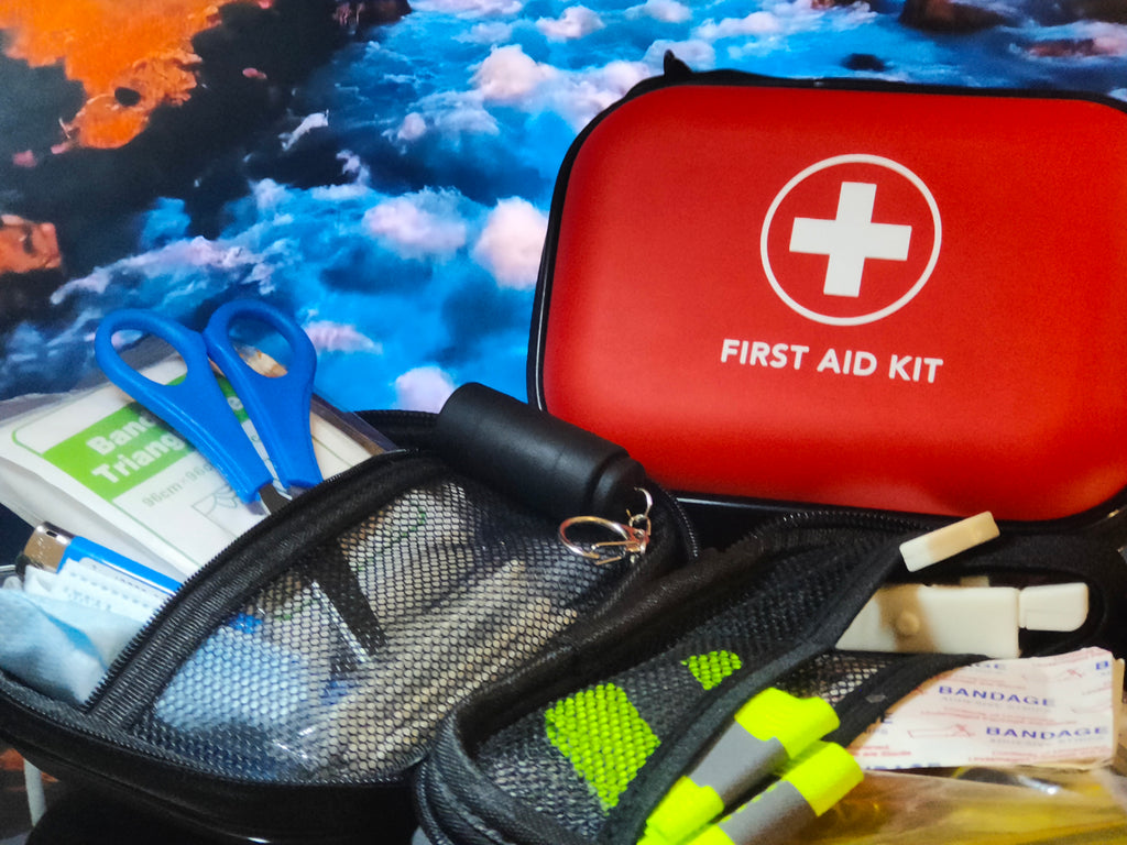 Trousse de Secours Semi-Rigide avec Scratch – Randonnée, Bivouac, Camping &amp; Maison voiture